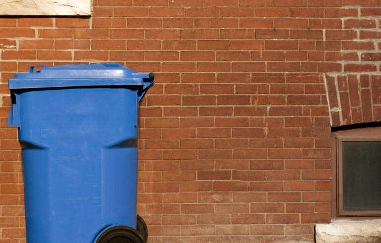 4 Reasons to Use a Curbside Trash Service in Oglethorpe County, GA