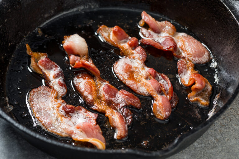 How to Properly Dispose of Oils and Bacon Fat
